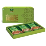 Tata Sampann Premium Nuts And Dry Fruits Collection For Gifting | Premium Dry Fruits Gift Pack | Almonds, Cashews & Raisins | 600G